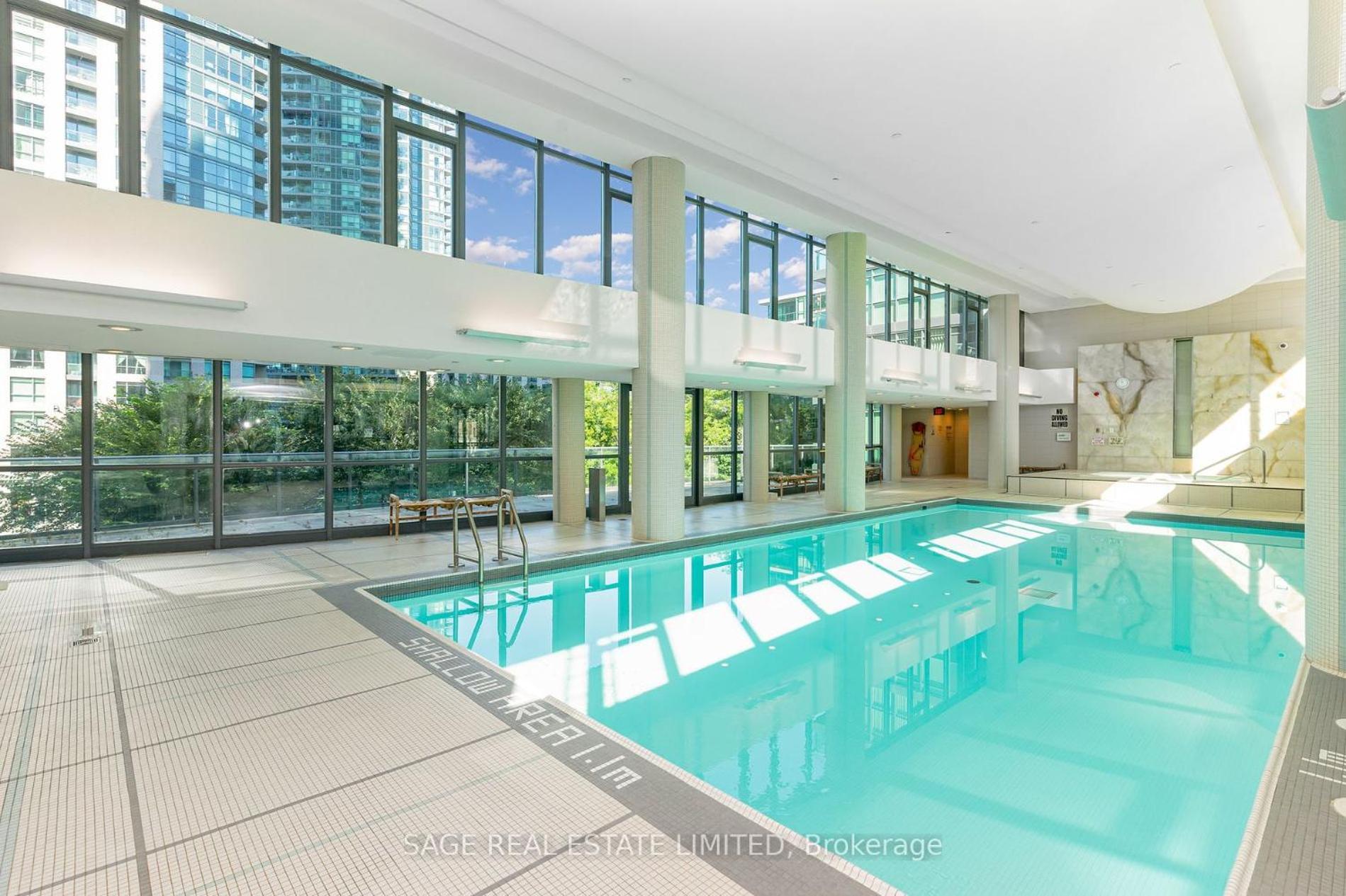 2 Bedroom Waterfront Condo Downtown W/ Free Parking Toronto Kültér fotó
