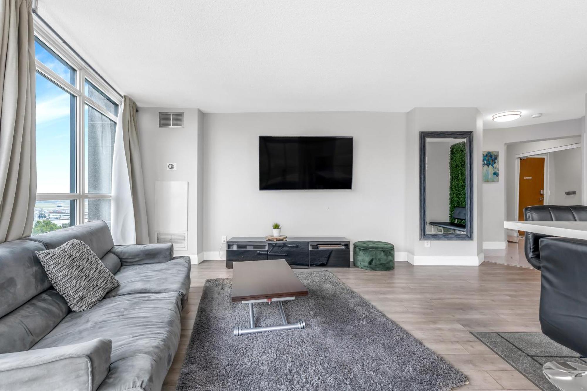 2 Bedroom Waterfront Condo Downtown W/ Free Parking Toronto Kültér fotó