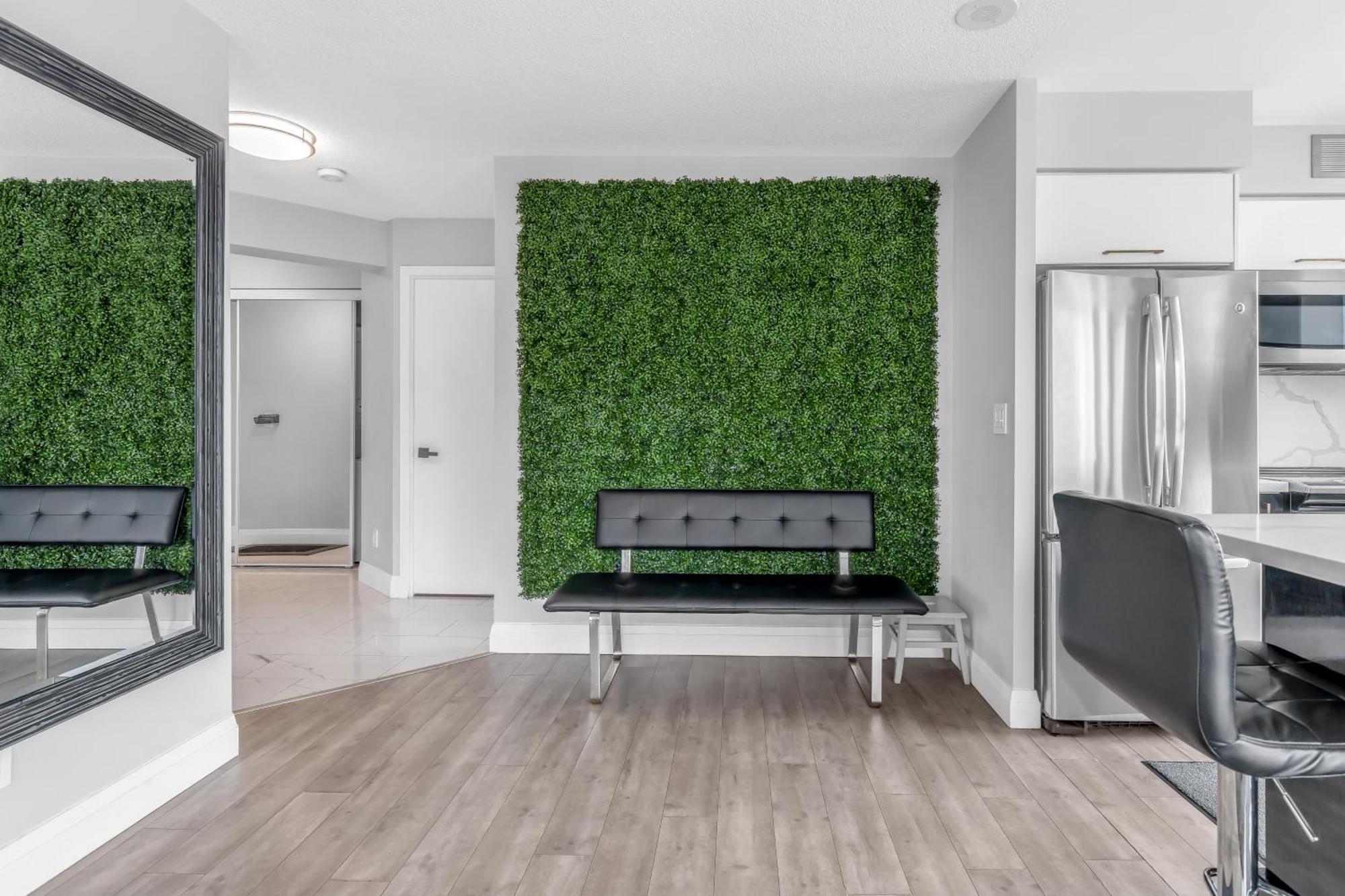 2 Bedroom Waterfront Condo Downtown W/ Free Parking Toronto Kültér fotó